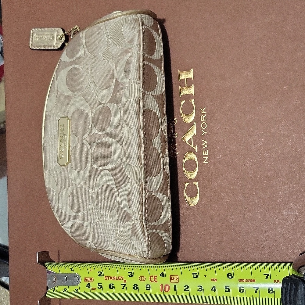 Coach makeup case - Picture 5 of 6